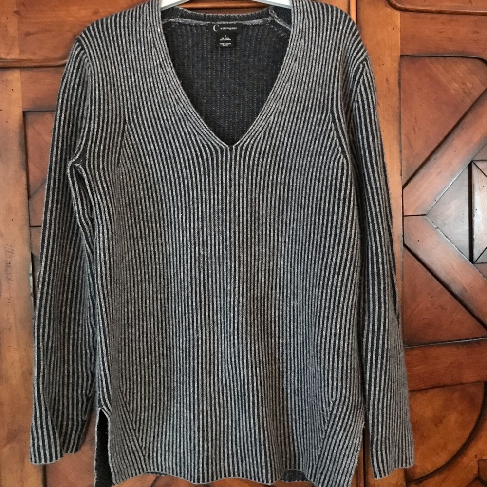 Bloomingdales wool and cashmere sweater